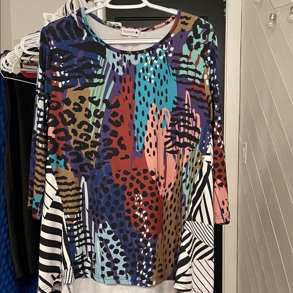 Nuggles Tops - Truology Multicolor Long Sleeve Women's Top